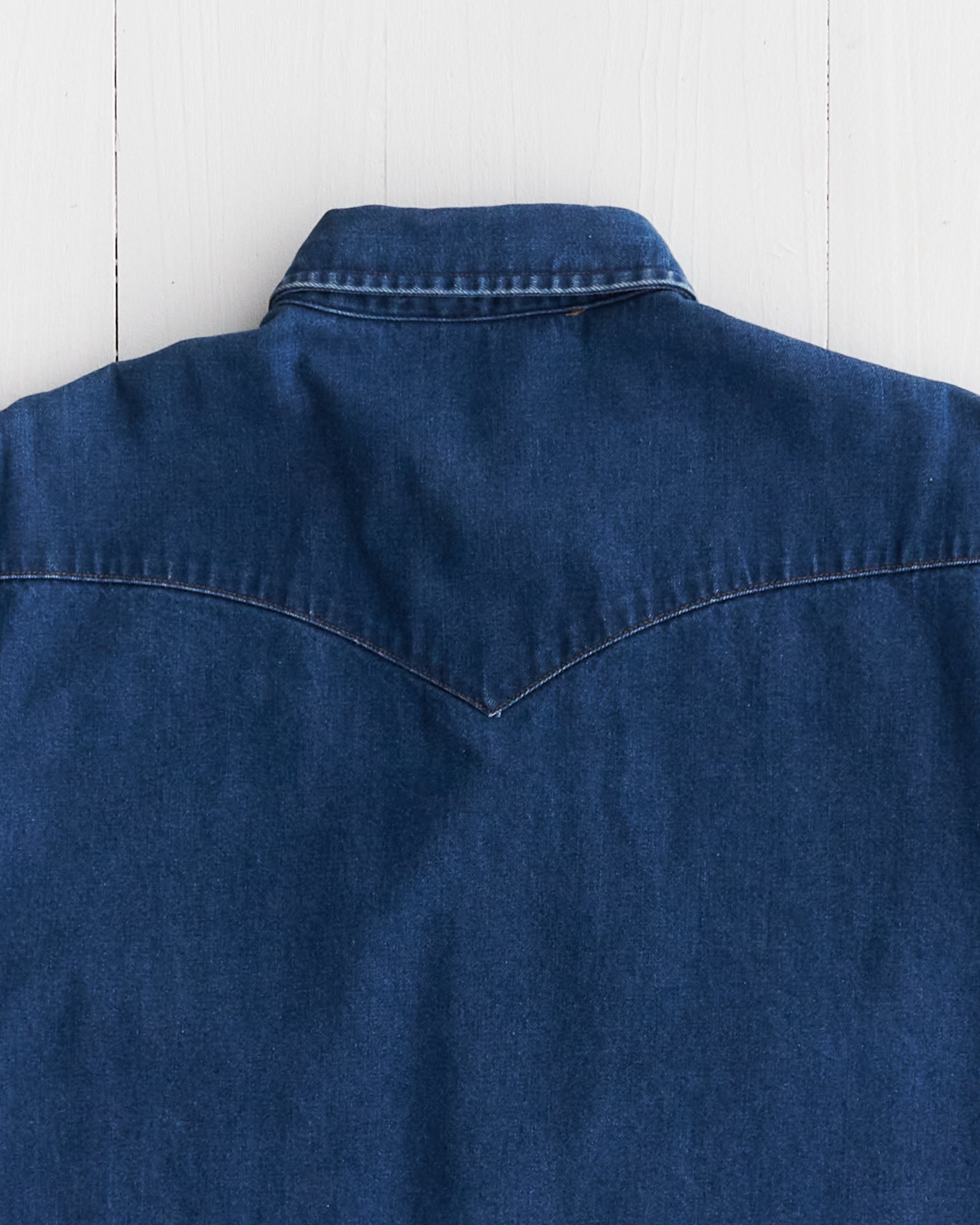 1993 Carhartt Rugged Outdoor Wear Denim Button Up