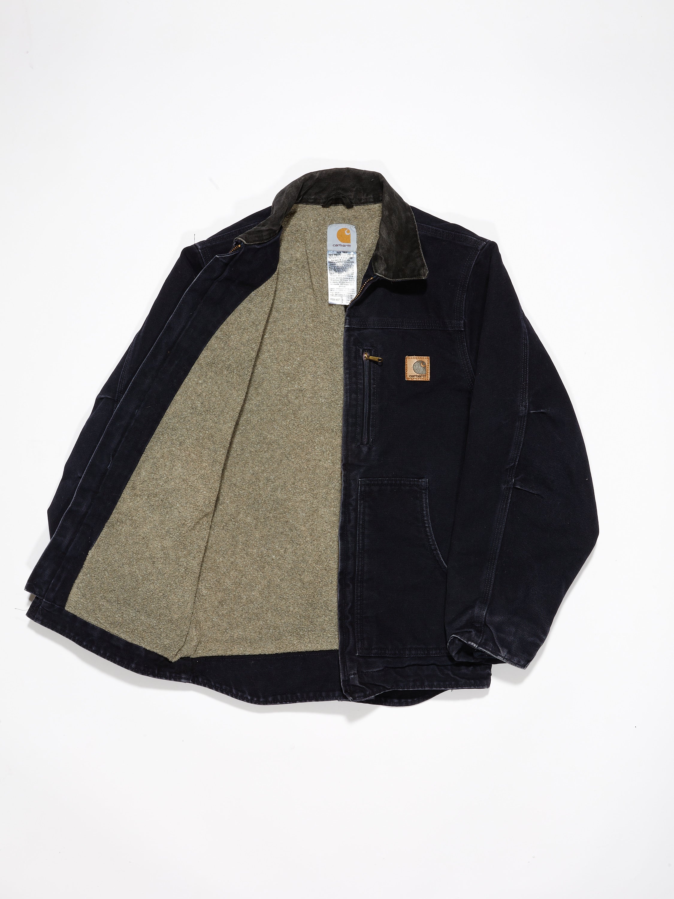 Carhartt Sherpa Lined Jacket in a vintage style from thrift store Twise Studio